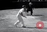 Immagine di Vigne sconfigge Lott in uomini singoli Tennis Championship match Forest Hills New York USA, 1931, secondo 50 filmato di repertorio 65675030764