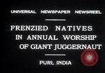 Immagine di Signore Vishnu carro processione Il Puri India, 1931, secondo 5 filmato di repertorio 65675030765
