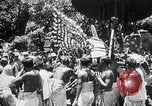Immagine di Signore Vishnu carro processione Il Puri India, 1931, secondo 15 filmato di repertorio 65675030765