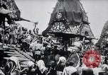Immagine di Signore Vishnu carro processione Il Puri India, 1931, secondo 27 filmato di repertorio 65675030765
