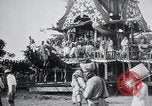 Immagine di Signore Vishnu carro processione Il Puri India, 1931, secondo 48 filmato di repertorio 65675030765