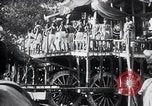 Immagine di Signore Vishnu carro processione Il Puri India, 1931, secondo 53 filmato di repertorio 65675030765