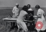 Image biscuits de blé Monument Kansas USA, 1931, de la seconde 23 séquences d'archives historiques vidéo 65675030769