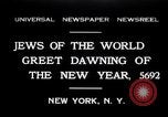 Standbild jüdischen Rosch Hoshanah Manhattan New York City USA, 1931, aus Sekunde 1 historischem Filmmaterial Videoclip 65675030770