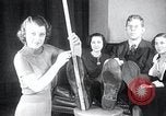 Immagine di Robert Wadlow Chicago Illinois USA, 1936, secondo 6 filmato di repertorio 65675030774