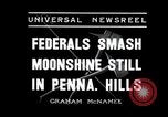 Immagine di Moonshine ancora Frazer Pennsylvania USA, 1936, secondo 4 filmato di repertorio 65675030778