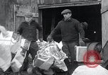 Immagine di Moonshine ancora Frazer Pennsylvania USA, 1936, secondo 33 filmato di repertorio 65675030778