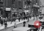 Immagine di Berlin scene di strada Berlino Germania, 1932, secondo 15 filmato di repertorio 65675030780