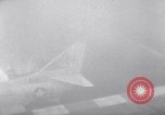 Immagine di USS Oriskany Sul mare del sud della Cina, 1966, secondo 34 filmato di repertorio 65675030789