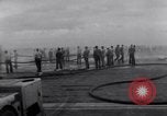 Image USS Oriskany sud de la mer de Chine du Sud, 1966, de la seconde 7 séquences d'archives historiques vidéo 65675030790