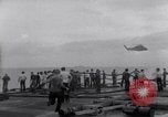 Image USS Oriskany sud de la mer de Chine du Sud, 1966, de la seconde 16 séquences d'archives historiques vidéo 65675030790