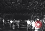 Image USS Oriskany sud de la mer de Chine du Sud, 1966, de la seconde 17 séquences d'archives historiques vidéo 65675030801