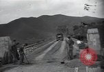 Image frais TNT en Corée du Sud, 1950, de la seconde 27 séquences d'archives historiques vidéo 65675030822