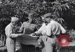 Immagine di Marchio generale W Clark Eboli Italia, 1943, secondo 18 filmato di repertorio 65675030837