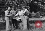 Immagine di Marchio generale W Clark Eboli Italia, 1943, secondo 21 filmato di repertorio 65675030837