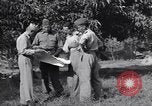Immagine di Marchio generale W Clark Eboli Italia, 1943, secondo 24 filmato di repertorio 65675030837
