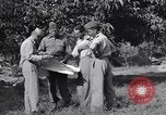 Immagine di Marchio generale W Clark Eboli Italia, 1943, secondo 25 filmato di repertorio 65675030837