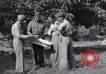Immagine di Marchio generale W Clark Eboli Italia, 1943, secondo 26 filmato di repertorio 65675030837