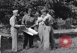 Immagine di Marchio generale W Clark Eboli Italia, 1943, secondo 27 filmato di repertorio 65675030837