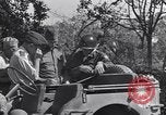 Immagine di Marchio generale W Clark Eboli Italia, 1943, secondo 37 filmato di repertorio 65675030837