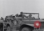 Standbild General Bernard Montgomery Paestum Italien, 1944, aus Sekunde 17 historischem Filmmaterial Videoclip 65675030842