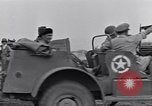 Standbild General Bernard Montgomery Paestum Italien, 1944, aus Sekunde 21 historischem Filmmaterial Videoclip 65675030842