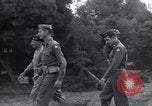 Standbild General Bernard Montgomery Paestum Italien, 1944, aus Sekunde 25 historischem Filmmaterial Videoclip 65675030842