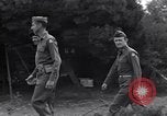 Standbild General Bernard Montgomery Paestum Italien, 1944, aus Sekunde 26 historischem Filmmaterial Videoclip 65675030842