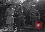 Standbild General Bernard Montgomery Paestum Italien, 1944, aus Sekunde 37 historischem Filmmaterial Videoclip 65675030842