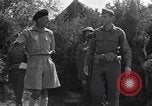 Standbild General Bernard Montgomery Paestum Italien, 1944, aus Sekunde 40 historischem Filmmaterial Videoclip 65675030842