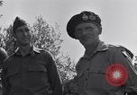 Standbild General Bernard Montgomery Paestum Italien, 1944, aus Sekunde 52 historischem Filmmaterial Videoclip 65675030842