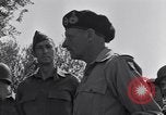 Standbild General Bernard Montgomery Paestum Italien, 1944, aus Sekunde 55 historischem Filmmaterial Videoclip 65675030842
