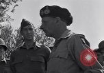 Standbild General Bernard Montgomery Paestum Italien, 1944, aus Sekunde 57 historischem Filmmaterial Videoclip 65675030842