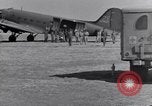 Standbild C-47 Entlüftung Flugzeuge Oran Algerien, 1944, aus Sekunde 3 historischem Filmmaterial Videoclip 65675030843