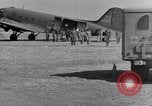 Standbild C-47 Entlüftung Flugzeuge Oran Algerien, 1944, aus Sekunde 4 historischem Filmmaterial Videoclip 65675030843