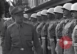 Standbild General Mark Clark Algerien, 1944, aus Sekunde 28 historischem Filmmaterial Videoclip 65675030848