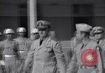 Standbild General Mark Clark Algerien, 1944, aus Sekunde 38 historischem Filmmaterial Videoclip 65675030848