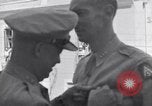 Standbild General Mark Clark Algerien, 1944, aus Sekunde 56 historischem Filmmaterial Videoclip 65675030848