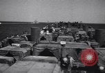 Standbild Landing Ship Tank Salerno Italien, 1943, aus Sekunde 18 historischem Filmmaterial Videoclip 65675030849