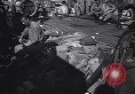 Standbild Landing Ship Tank Salerno Italien, 1943, aus Sekunde 60 historischem Filmmaterial Videoclip 65675030849