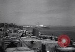 Standbild Landing Ship Tank Salerno Italien, 1943, aus Sekunde 35 historischem Filmmaterial Videoclip 65675030850