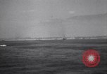 Standbild Landing Ship Tank Salerno Italien, 1943, aus Sekunde 40 historischem Filmmaterial Videoclip 65675030850