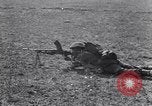 Standbild British Infantry Süditalien, 1943, aus Sekunde 16 historischem Filmmaterial Videoclip 65675030852
