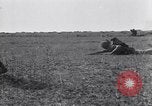 Standbild British Infantry Süditalien, 1943, aus Sekunde 30 historischem Filmmaterial Videoclip 65675030852