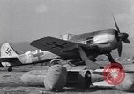 Immagine di Montecorvino Airfield Salerno Italia, 1943, secondo 20 filmato di repertorio 65675030855