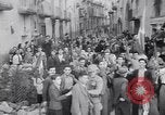 Standbild britische Soldaten Pompeji Italien, 1943, aus Sekunde 8 historischem Filmmaterial Videoclip 65675030861
