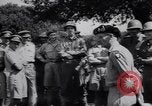 Standbild General Mark Clark W Italien, 1943, aus Sekunde 7 historischem Filmmaterial Videoclip 65675030869
