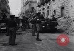 Standbild britische Truppen Neapel Italien, 1943, aus Sekunde 4 historischem Filmmaterial Videoclip 65675030872
