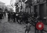 Standbild britische Truppen Neapel Italien, 1943, aus Sekunde 12 historischem Filmmaterial Videoclip 65675030872