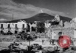 Standbild britische Truppen Neapel Italien, 1943, aus Sekunde 49 historischem Filmmaterial Videoclip 65675030872
